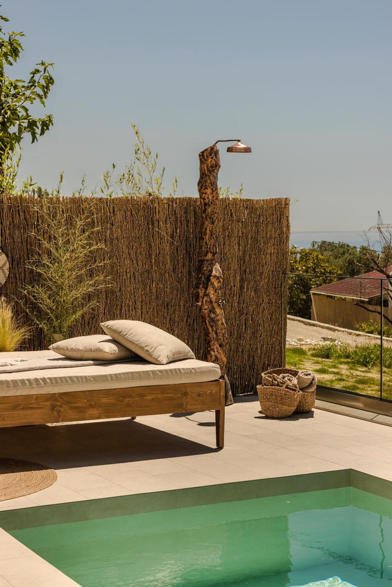 Hilaritas Luxury Suites Sea View, Private Pool & Jacuzzi Paradise Ratzaklíon Exterior foto